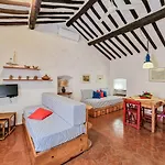 Apartment Il Borgo 5